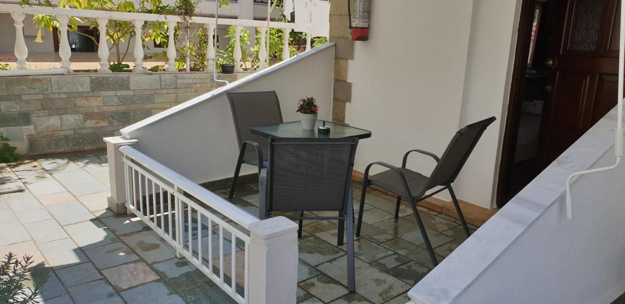 Haus Galini Lägenhet Sarti Exteriör bild
